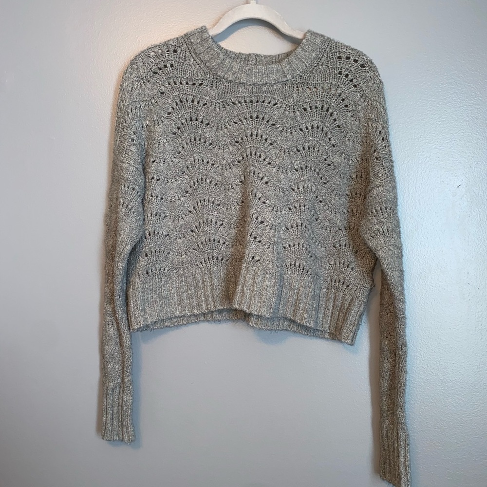 gray american eagle sweater